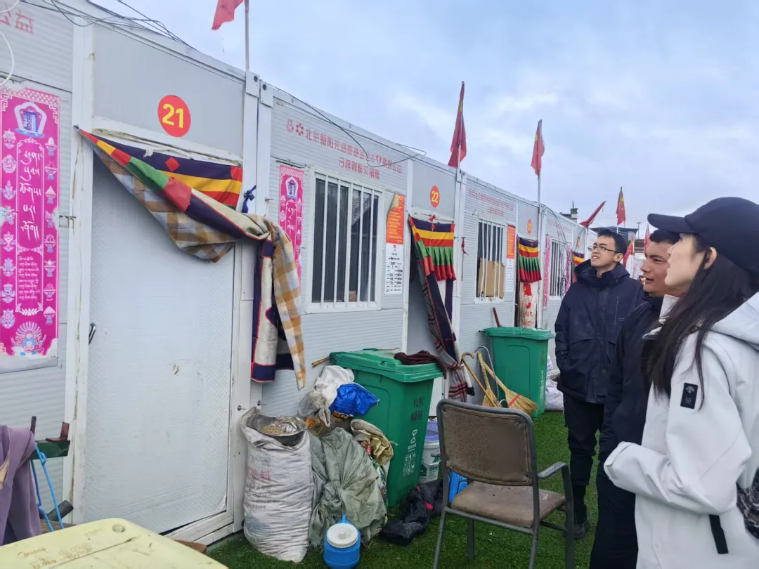 今年正值西藏自治区成立60周年，在党和政府的坚强领导下，在社会各界的大力支持下，
